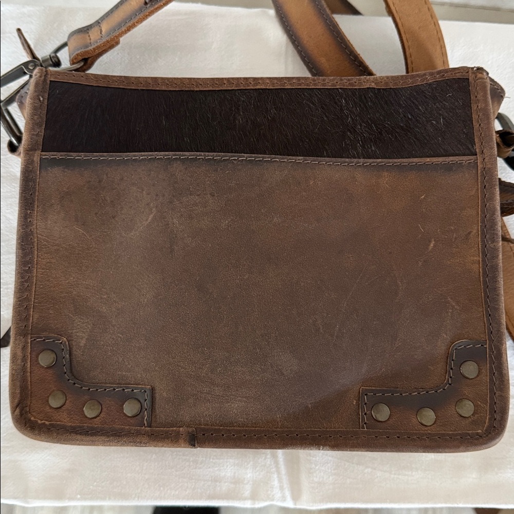 STS Crossbody purse with concealed carry inside - Picture 3 of 5